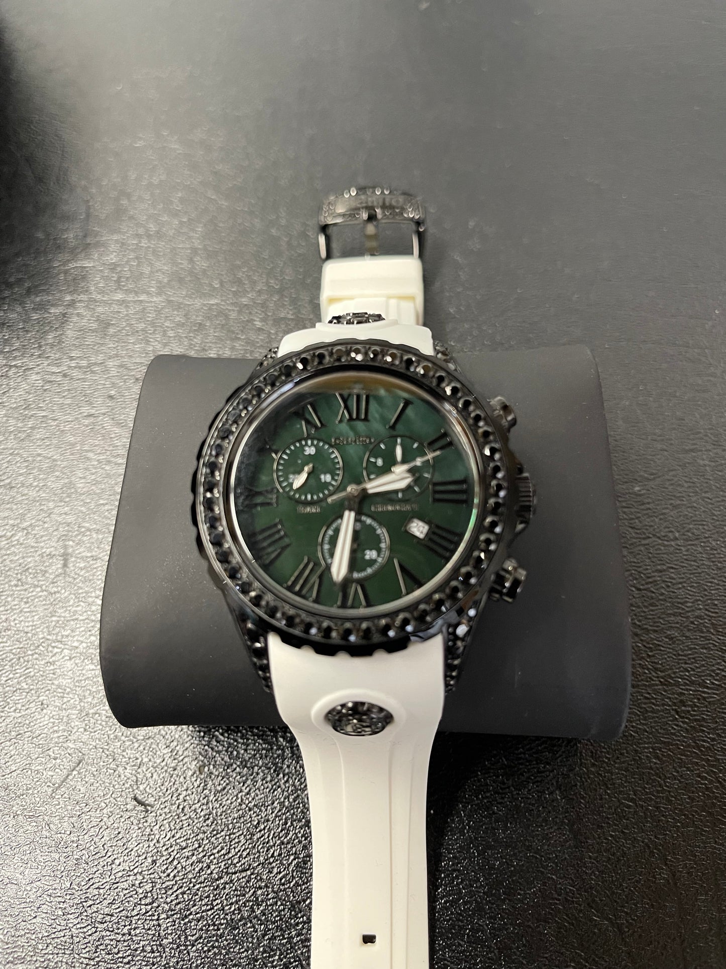 T3 ALL BLACK/WHITE LIITED EDITION