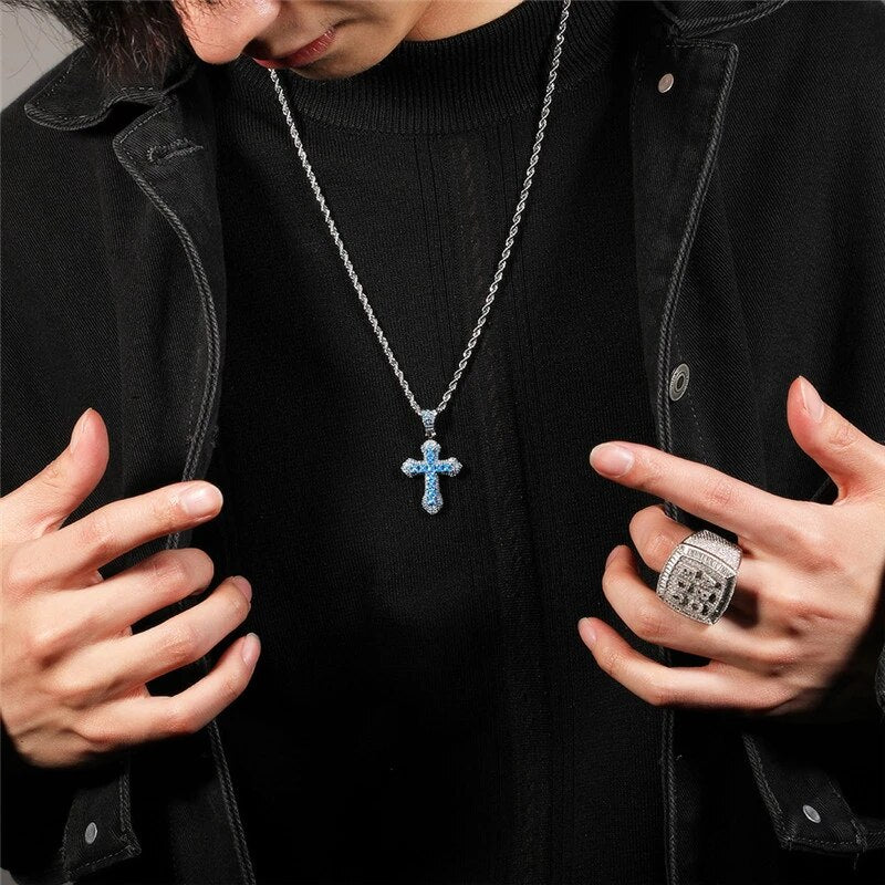 CROSS PENDANT